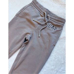 GAP Joggers